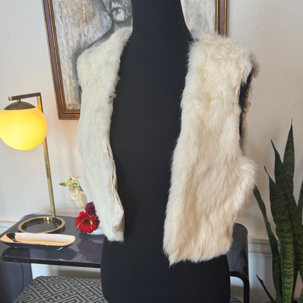 Elegant Cream Fur Vest